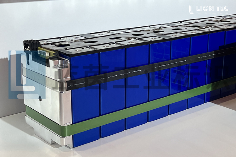 高精度智能標(biāo)識：UV噴碼機(jī)在電池制造中的革新應(yīng)用